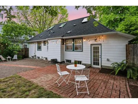 3642 SE 37th Avenue Portland OR 97202