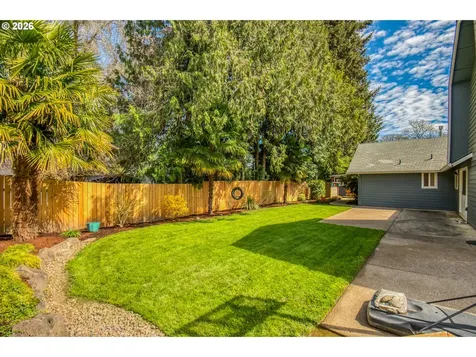2635 Lafave Street West Linn OR 97068