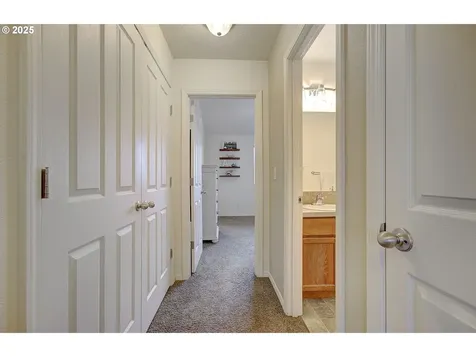 5719 NE 49th Street Vancouver WA 98661