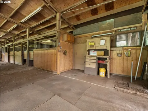 35942 SE Hurlburt Road Corbett OR 97019