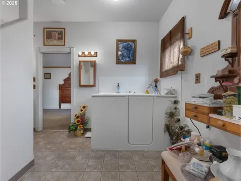 35942 SE Hurlburt Road Corbett OR 97019