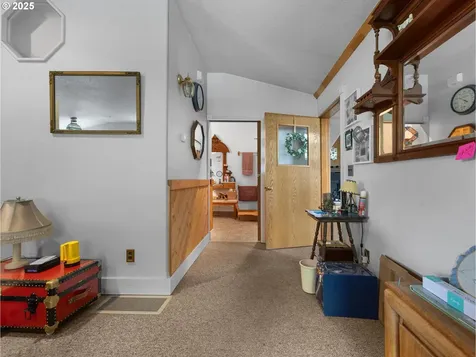 35942 SE Hurlburt Road Corbett OR 97019