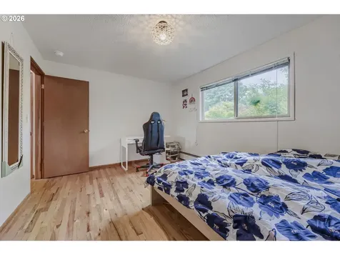 908 SW Gaines Street Portland OR 97239