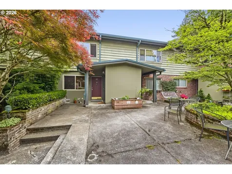 908 SW Gaines Street Portland OR 97239