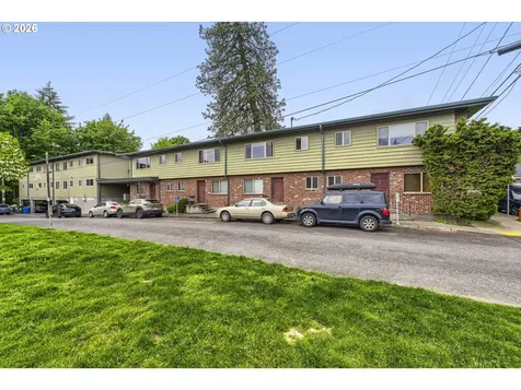908 SW Gaines Street Portland OR 97239
