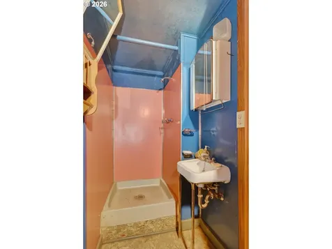 229 W Allyn Street Goldendale WA 98620