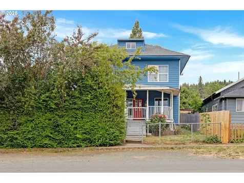 271 E Fourth Avenue Sutherlin OR 97479