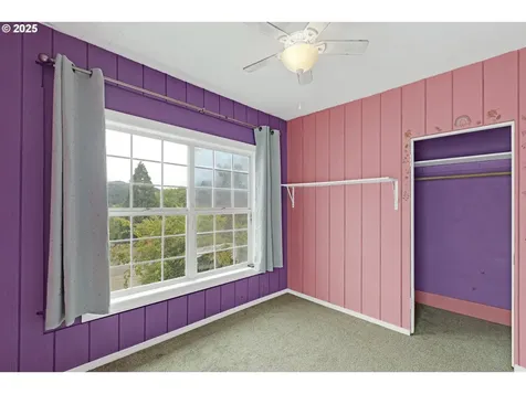 271 E Fourth Avenue Sutherlin OR 97479
