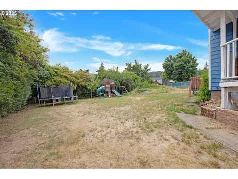 271 E Fourth Avenue Sutherlin OR 97479