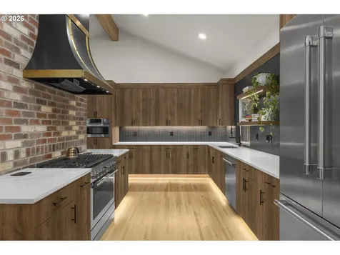 1685 Fernwood Drive Lake Oswego OR 97034