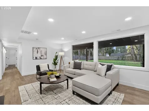 1685 Fernwood Drive Lake Oswego OR 97034
