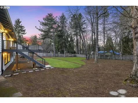 1685 Fernwood Drive Lake Oswego OR 97034
