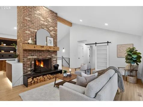 1685 Fernwood Drive Lake Oswego OR 97034