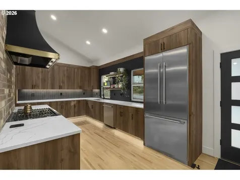 1685 Fernwood Drive Lake Oswego OR 97034