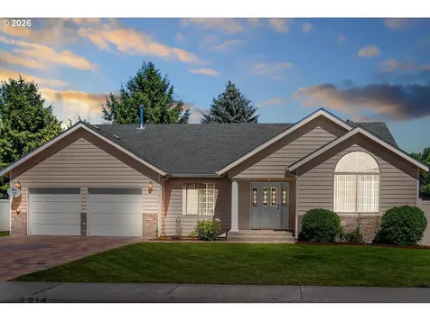 214 SW Meadow Lakes Drive Prineville OR 97754