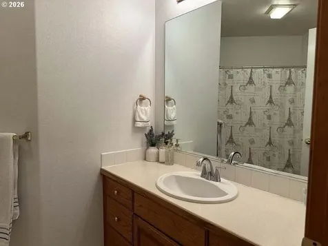 214 SW Meadow Lakes Drive Prineville OR 97754