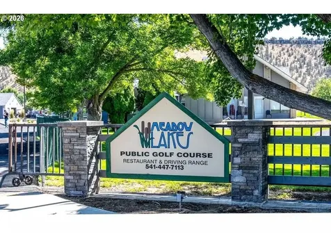 214 SW Meadow Lakes Drive Prineville OR 97754