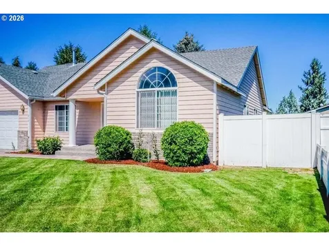 214 SW Meadow Lakes Drive Prineville OR 97754