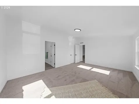 70 SE Darrell Avenue Winston OR 97496