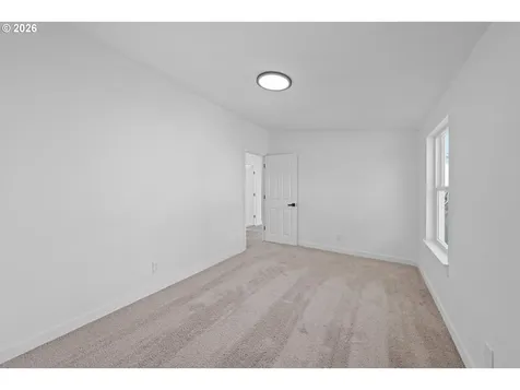 70 SE Darrell Avenue Winston OR 97496