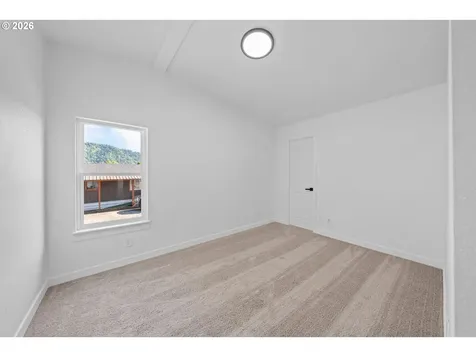 70 SE Darrell Avenue Winston OR 97496