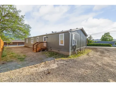 70 SE Darrell Avenue Winston OR 97496