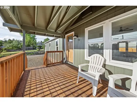 70 SE Darrell Avenue Winston OR 97496