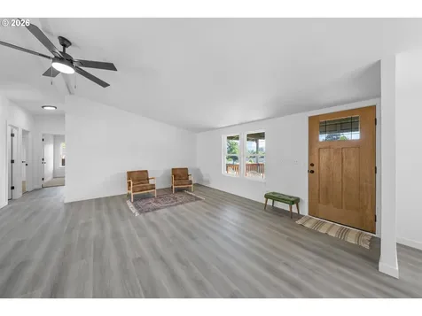 70 SE Darrell Avenue Winston OR 97496