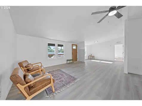 70 SE Darrell Avenue Winston OR 97496