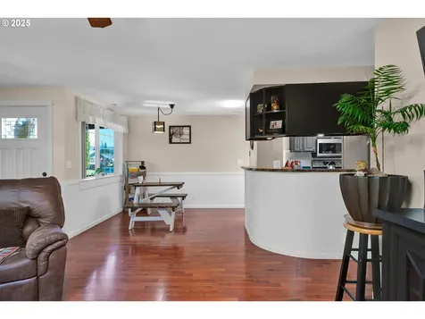 2123 Carver Street Cottage Grove OR 97424