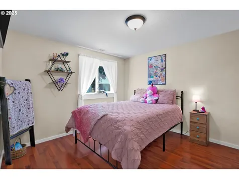 2123 Carver Street Cottage Grove OR 97424