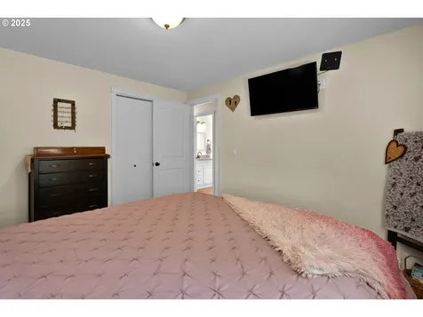 2123 Carver Street Cottage Grove OR 97424