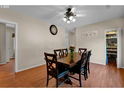 2123 Carver Street Cottage Grove OR 97424