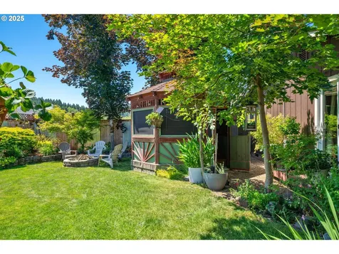 2123 Carver Street Cottage Grove OR 97424