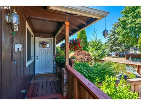 2123 Carver Street Cottage Grove OR 97424