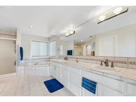 13923 SW Mistletoe Drive Portland OR 97223
