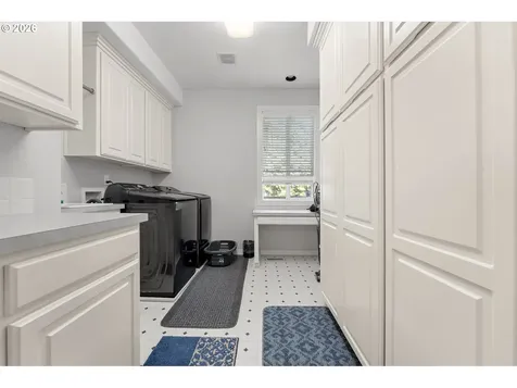 13923 SW Mistletoe Drive Portland OR 97223