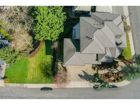 13923 SW Mistletoe Drive Portland OR 97223