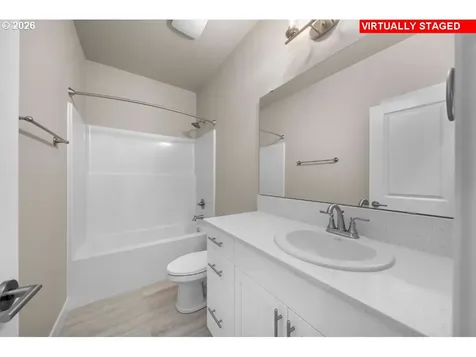 16116 Serres Farms Way Oregon City OR 97045