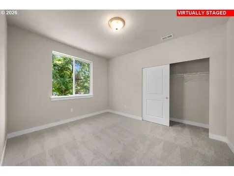16116 Serres Farms Way Oregon City OR 97045