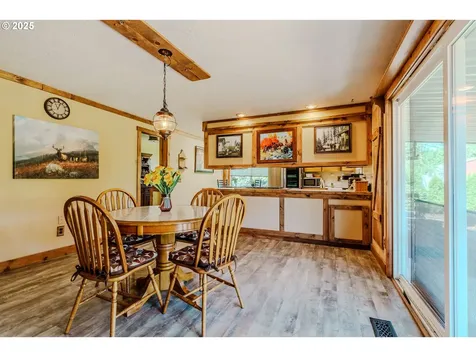 1445 NE 17th Street Gresham OR 97030