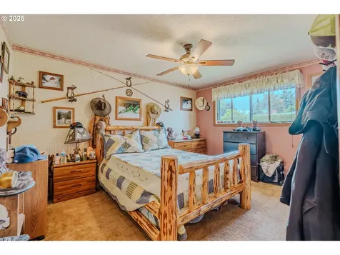 1445 NE 17th Street Gresham OR 97030
