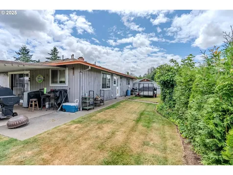 1445 NE 17th Street Gresham OR 97030