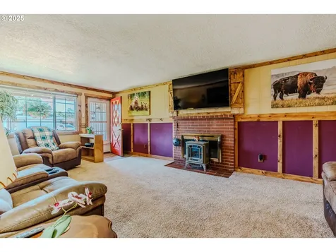 1445 NE 17th Street Gresham OR 97030