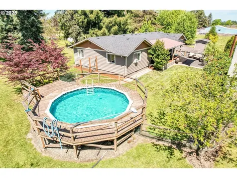 5825 NE Riverside Drive Mcminnville OR 97128