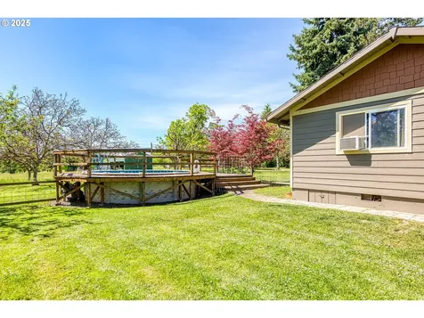 5825 NE Riverside Drive Mcminnville OR 97128
