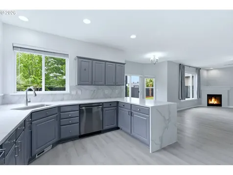359 NW Eagle Feather Street Salem OR 97304