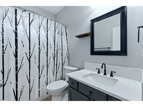 359 NW Eagle Feather Street Salem OR 97304