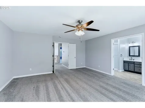 359 NW Eagle Feather Street Salem OR 97304