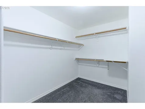 359 NW Eagle Feather Street Salem OR 97304